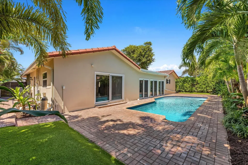 884 NW 6th Drive Boca Raton FL 33486