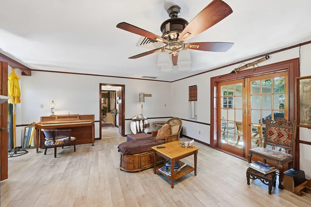512 SW 15th Street Fort Lauderdale FL 33315