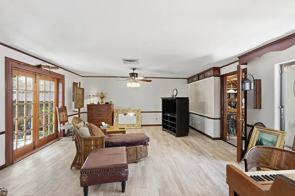 512 SW 15th Street Fort Lauderdale FL 33315