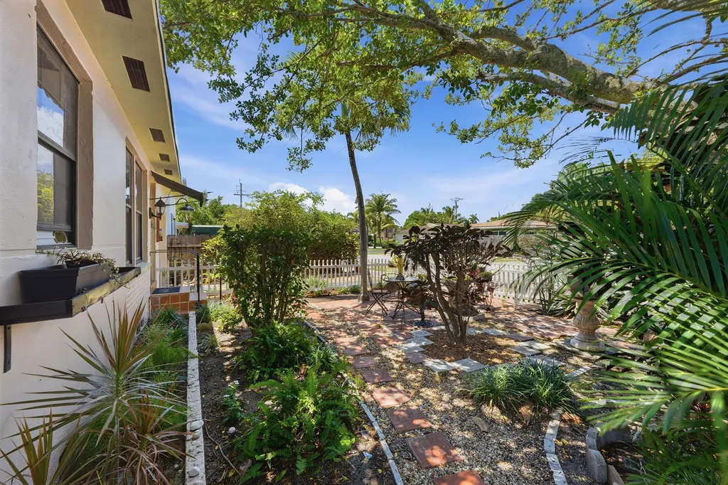 512 SW 15th Street Fort Lauderdale FL 33315