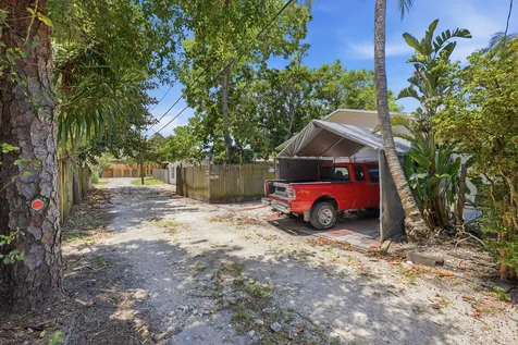 512 SW 15th Street Fort Lauderdale FL 33315