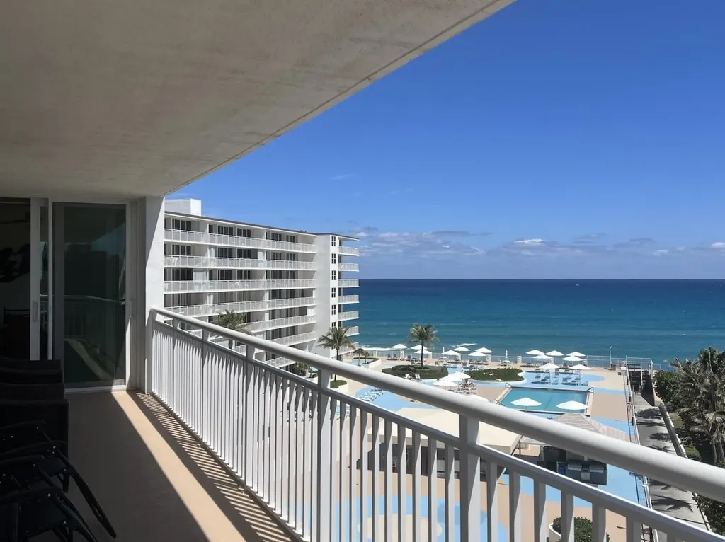 3546 S Ocean Boulevard South Palm Beach FL 33480
