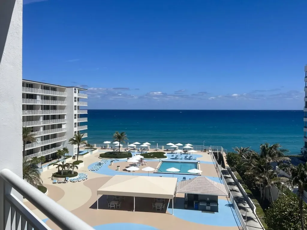 3546 S Ocean Boulevard South Palm Beach FL 33480