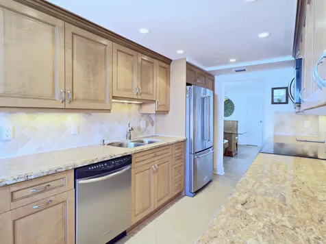 3546 S Ocean Boulevard South Palm Beach FL 33480