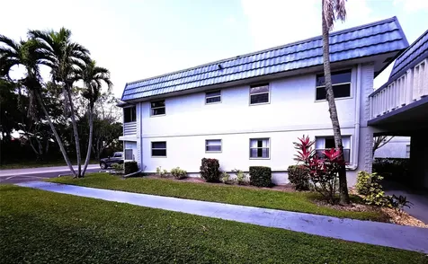 216 Tuscany Delray Beach FL 33446