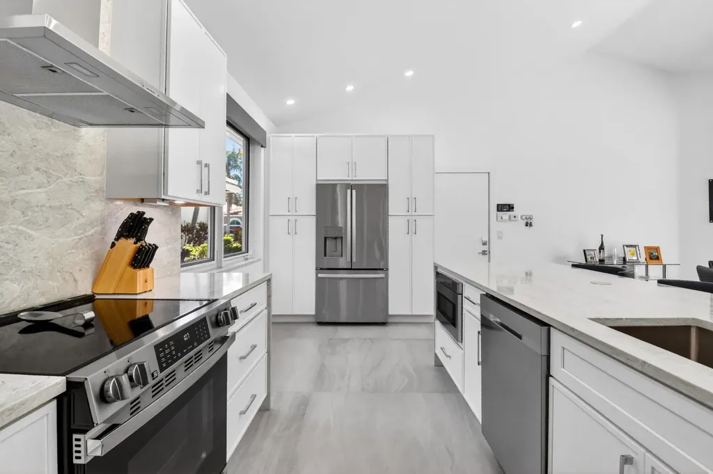 5063 Ventura Drive Delray Beach FL 33484
