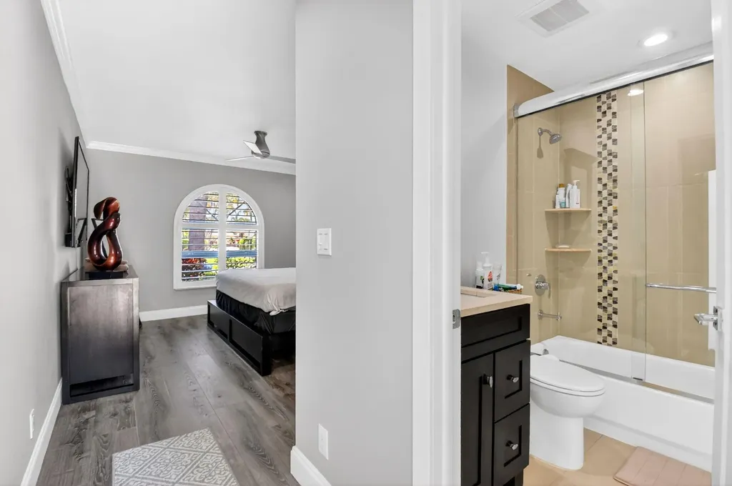 5063 Ventura Drive Delray Beach FL 33484
