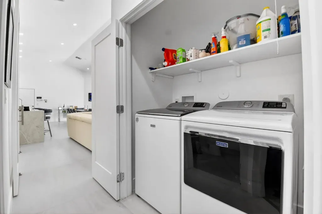 5063 Ventura Drive Delray Beach FL 33484
