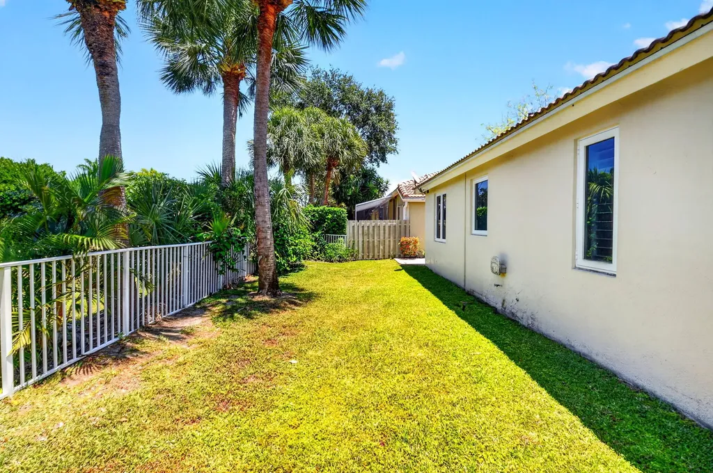 5063 Ventura Drive Delray Beach FL 33484
