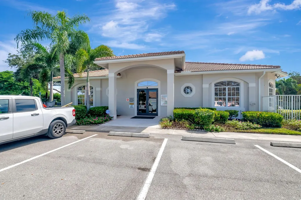 5063 Ventura Drive Delray Beach FL 33484