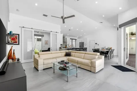 5063 Ventura Drive Delray Beach FL 33484