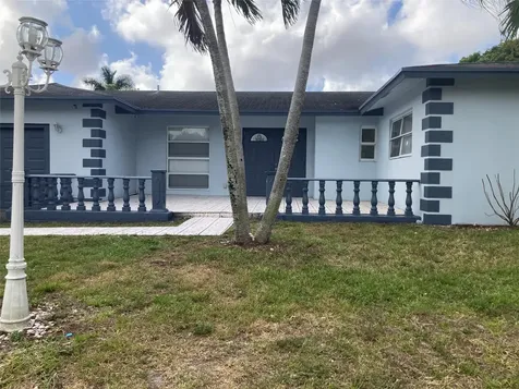 6230 SW 4th Place Margate FL 33068