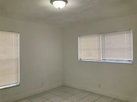 6230 SW 4th Place Margate FL 33068