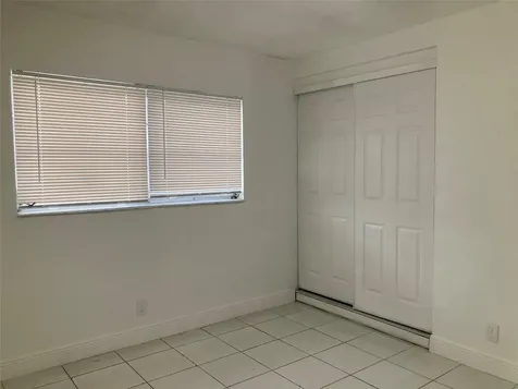 6230 SW 4th Place Margate FL 33068