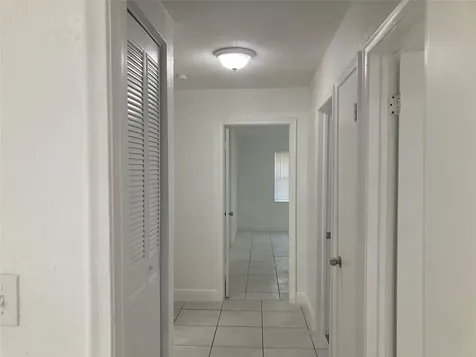 6230 SW 4th Place Margate FL 33068
