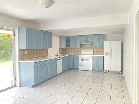 6230 SW 4th Place Margate FL 33068