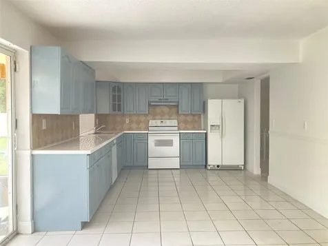 6230 SW 4th Place Margate FL 33068
