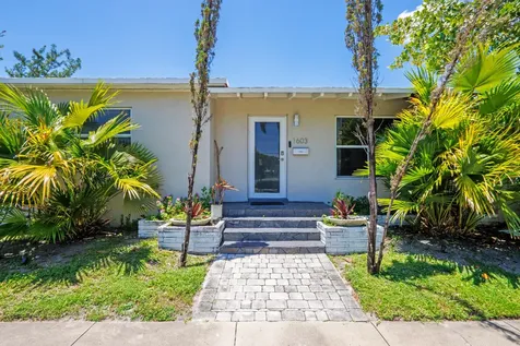 1603 Jefferson Street Hollywood FL 33020