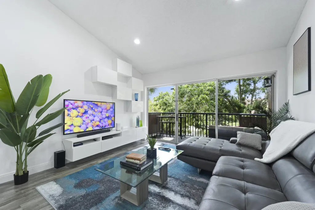 8851 Wiles Road Coral Springs FL 33067