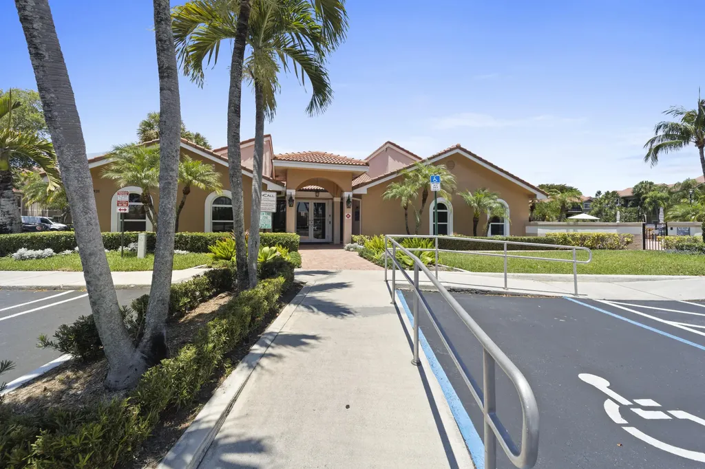 8851 Wiles Road Coral Springs FL 33067
