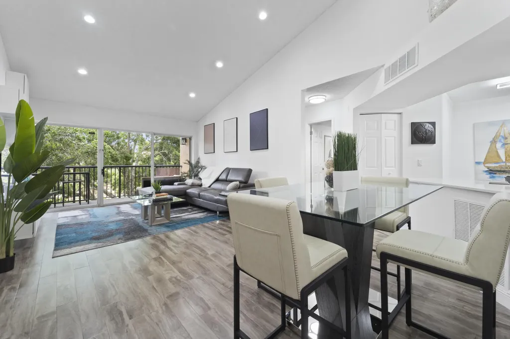 8851 Wiles Road Coral Springs FL 33067