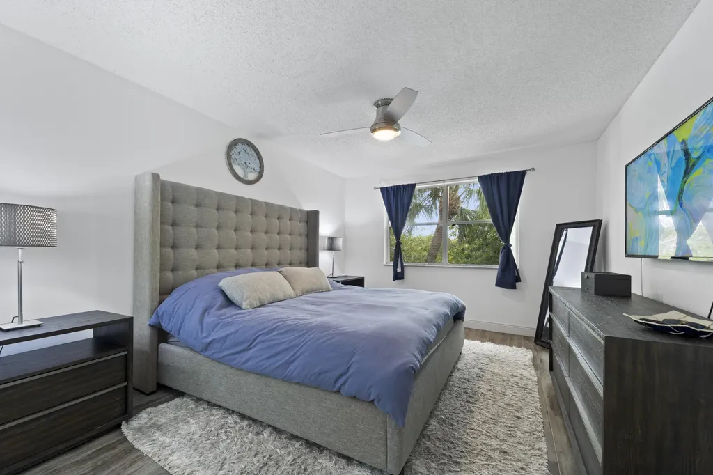 8851 Wiles Road Coral Springs FL 33067
