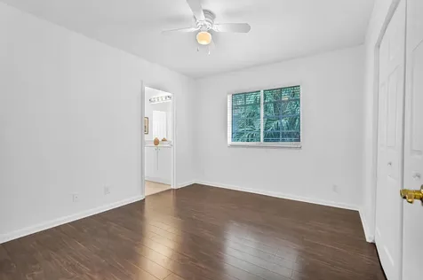 1427 NW 34th Way Lauderhill FL 33311