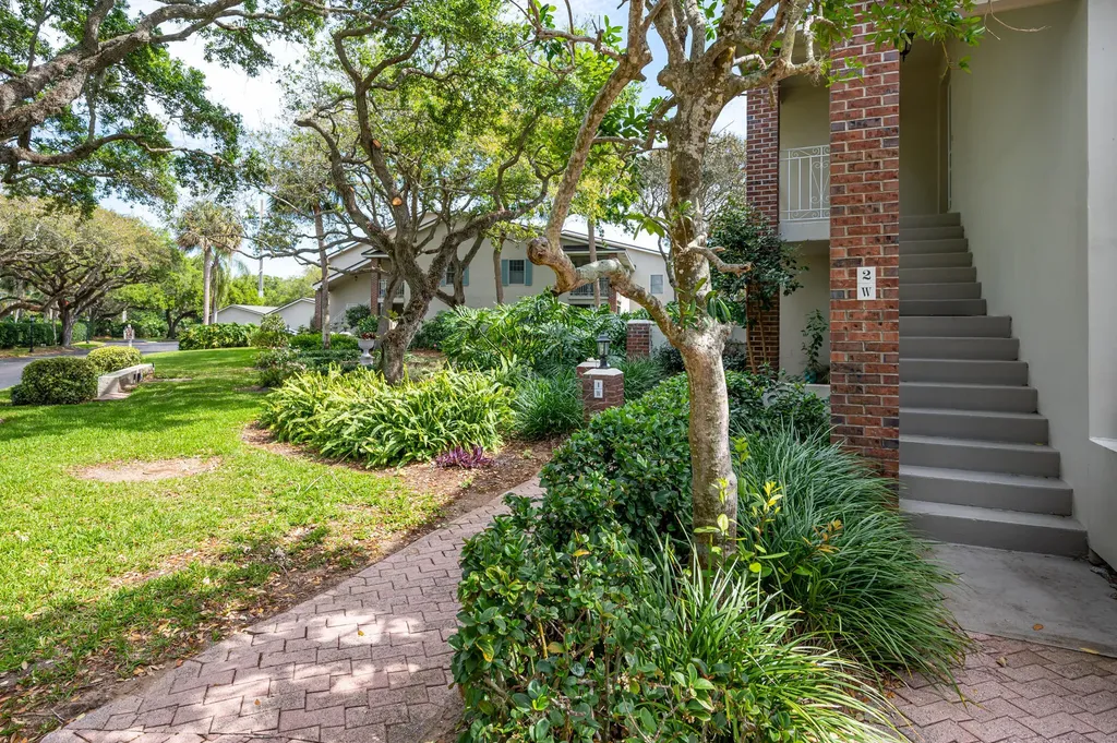 101 W Park Shores Circle Indian River Shores FL 32963