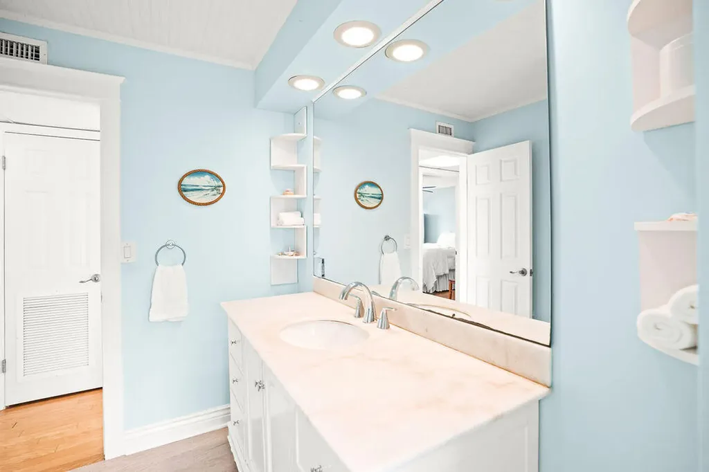 114 Cascade Lane Palm Beach Shores FL 33404