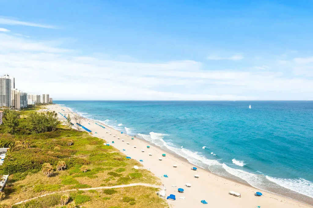 114 Cascade Lane Palm Beach Shores FL 33404