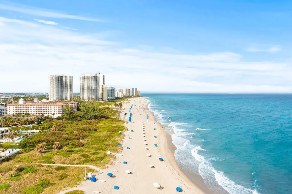 114 Cascade Lane Palm Beach Shores FL 33404