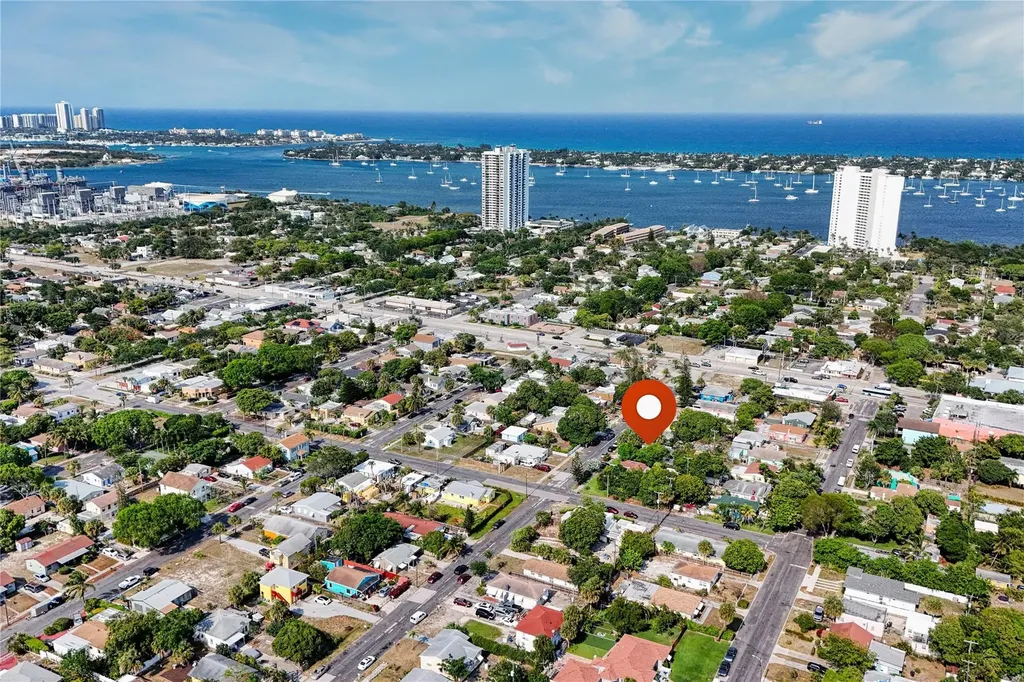 624 51st Street West Palm Beach FL 33407