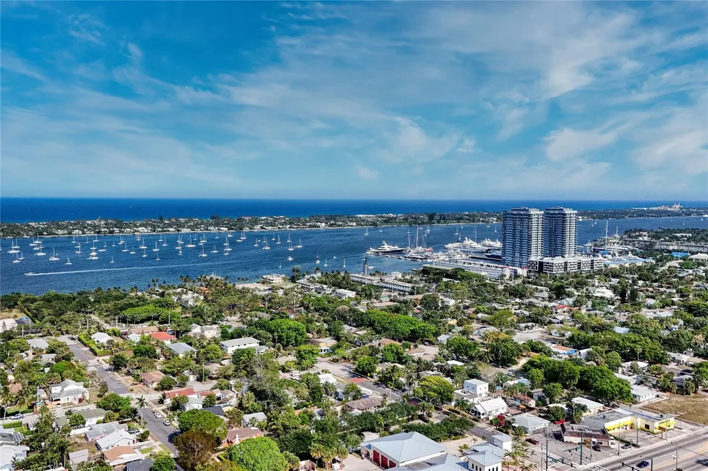 624 51st Street West Palm Beach FL 33407