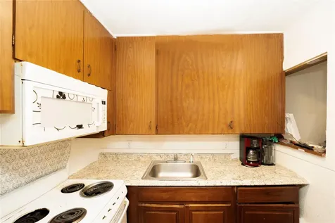 624 51st Street West Palm Beach FL 33407