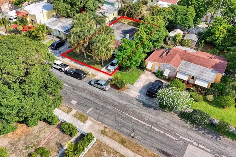 624 51st Street West Palm Beach FL 33407