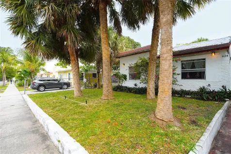 624 51st Street West Palm Beach FL 33407