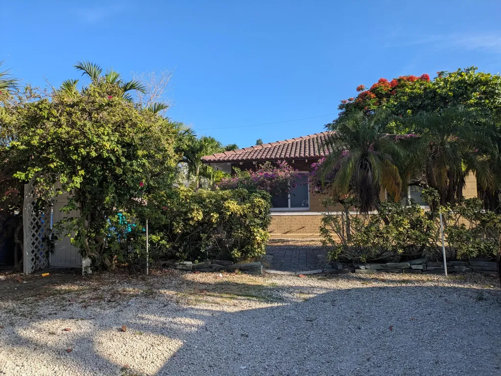 3312 SE 4th Street Pompano Beach FL 33062