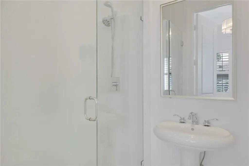 180 NE 6th Avenue Delray Beach FL 33483