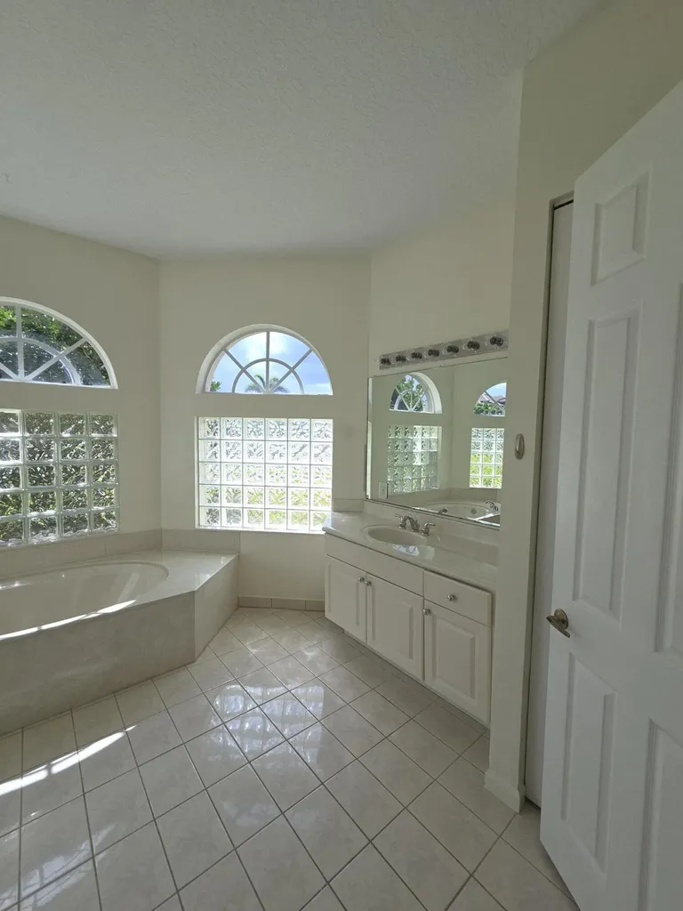 2926 E Fontana Court Royal Palm Beach FL 33411