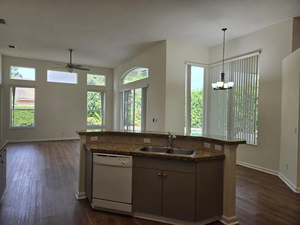 2926 E Fontana Court Royal Palm Beach FL 33411