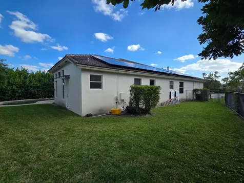 2926 E Fontana Court Royal Palm Beach FL 33411