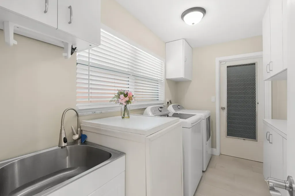 2820 NE 59th Street Fort Lauderdale FL 33308