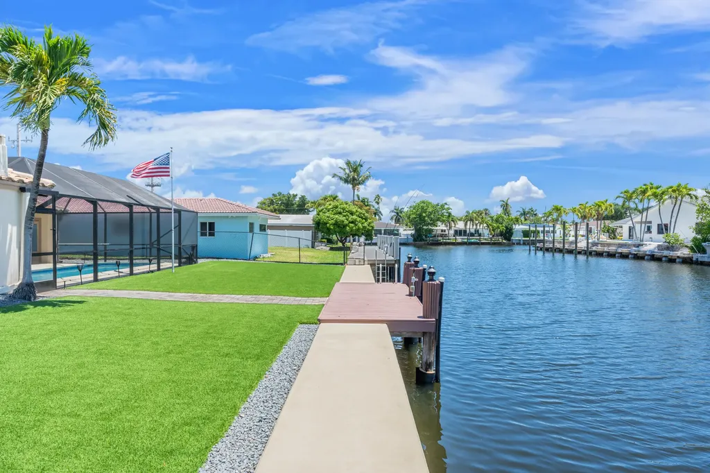 2820 NE 59th Street Fort Lauderdale FL 33308