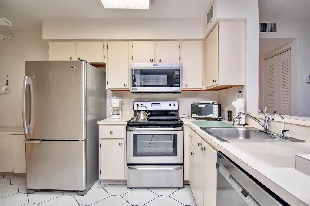 14895 Builtmore Way Delray Beach FL 33446