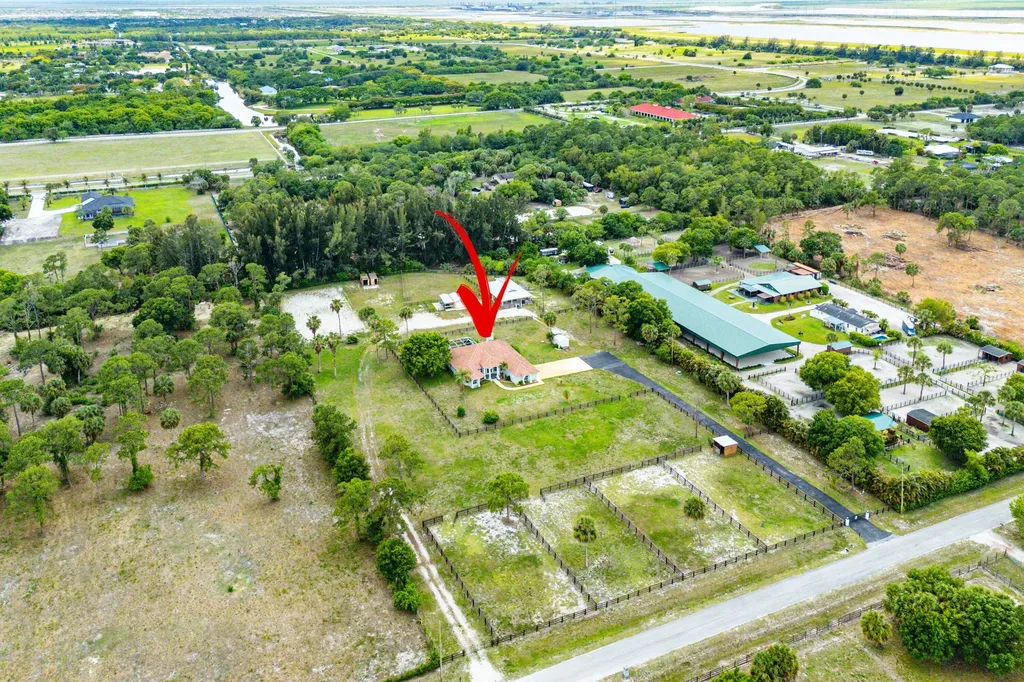 19482 Green Grove Court Loxahatchee FL 33470