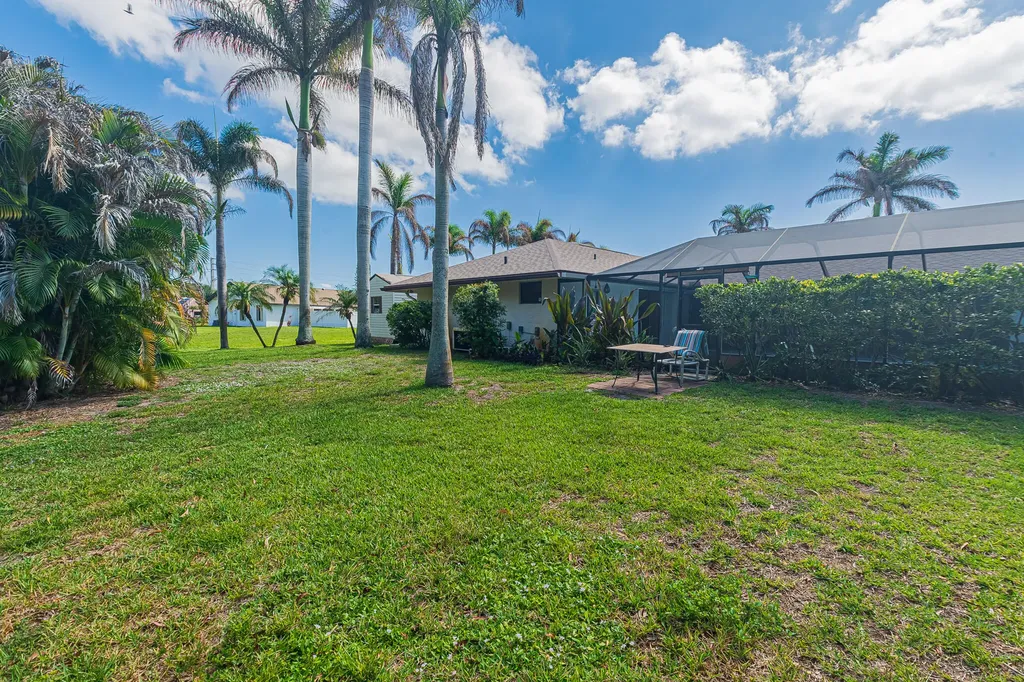 2814 SE Calvin Street Port St Lucie FL 34952