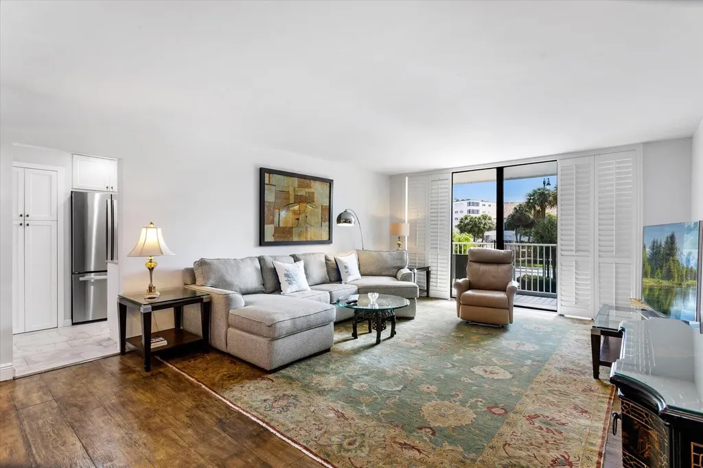 2860 S Ocean Boulevard Palm Beach FL 33480