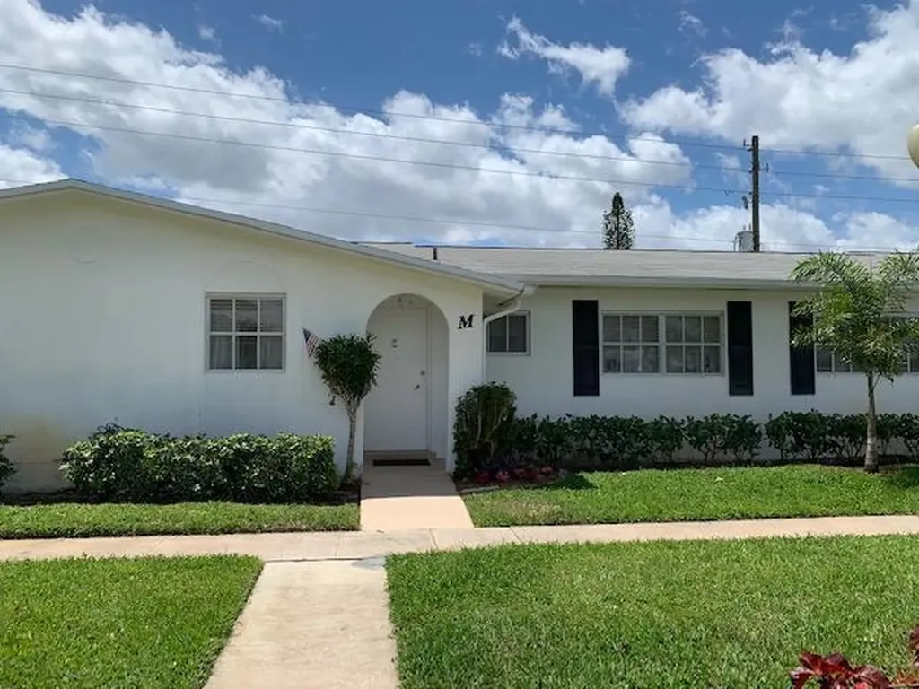 2916 Crosley Drive E West Palm Beach FL 33415