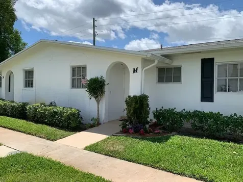 2916 Crosley Drive E West Palm Beach FL 33415