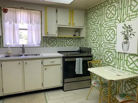 2916 Crosley Drive E West Palm Beach FL 33415